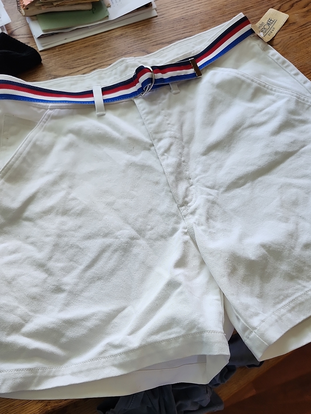 Vintage Cherokee White Women's Flat Front Shorts with Red-White-Blue Belt